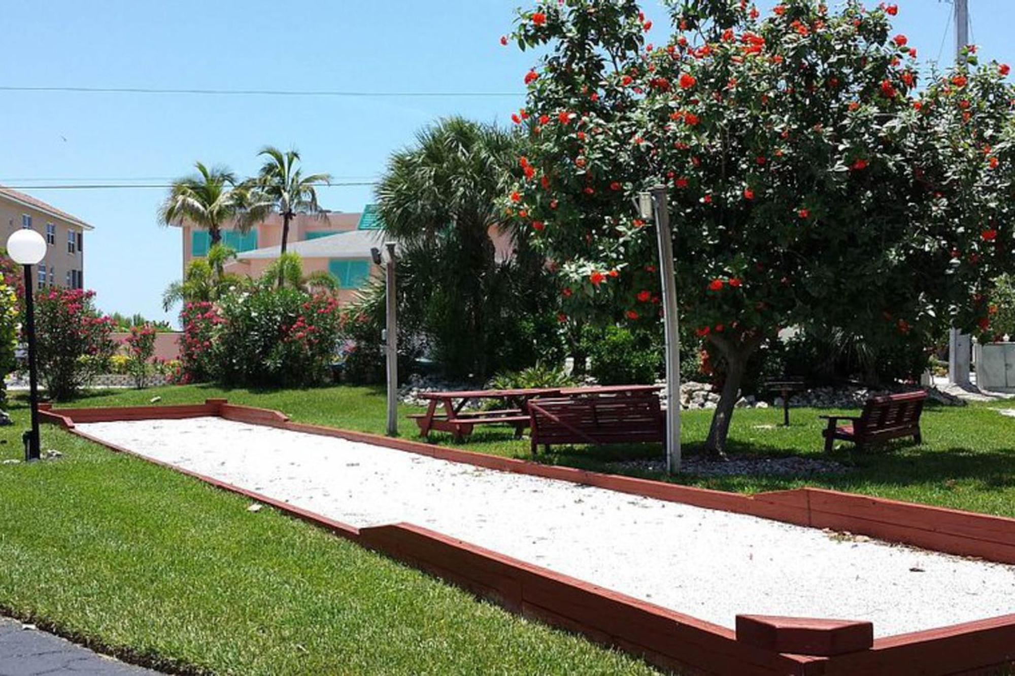 Runaway Bay Condos Bradenton Beach Exterior foto